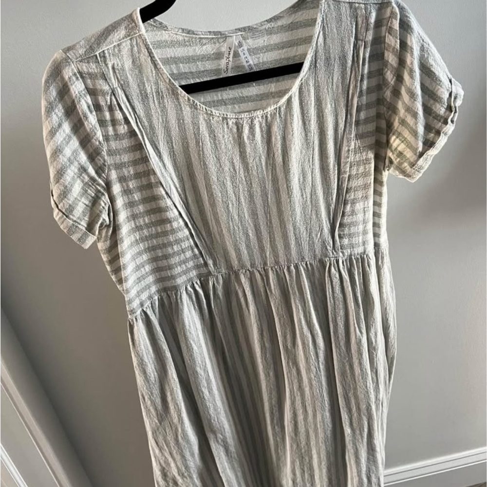 Seraphine Maternity & Nursing Friendly Dress - Size 6